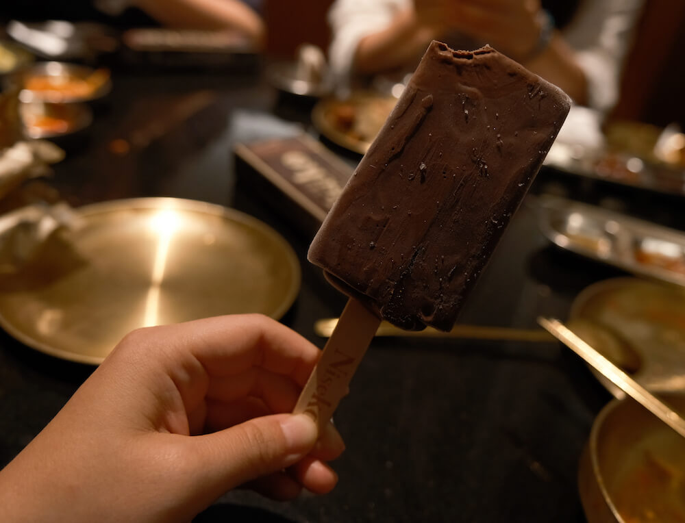 台中韓式燒肉 燒肉滋滋ZiZi  甜點 niseko生巧克力雪糕
